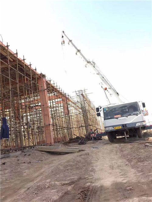 襄汾县吊车作业的安全注意事项有哪些？